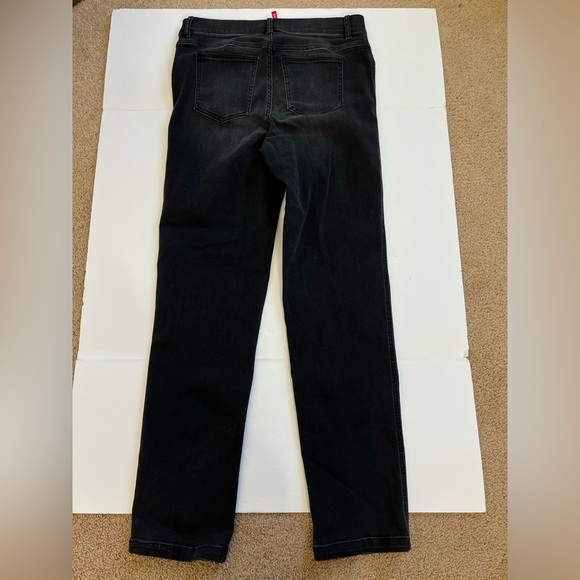 Spanx Straight Leg Jeans Vintage Black Size Medium Pull On - Picture 3 of 10